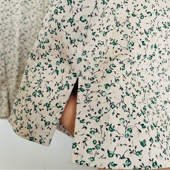 Route 66 Stretch fit woman’s ditzy Floral Skirt size 18 mini earthy side slits - Picture 4 of 11